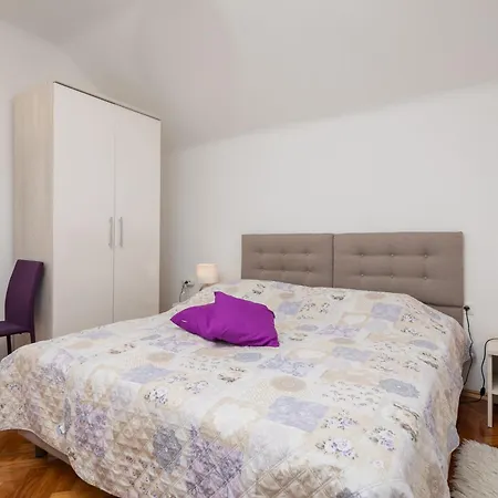Apartment Top Spot